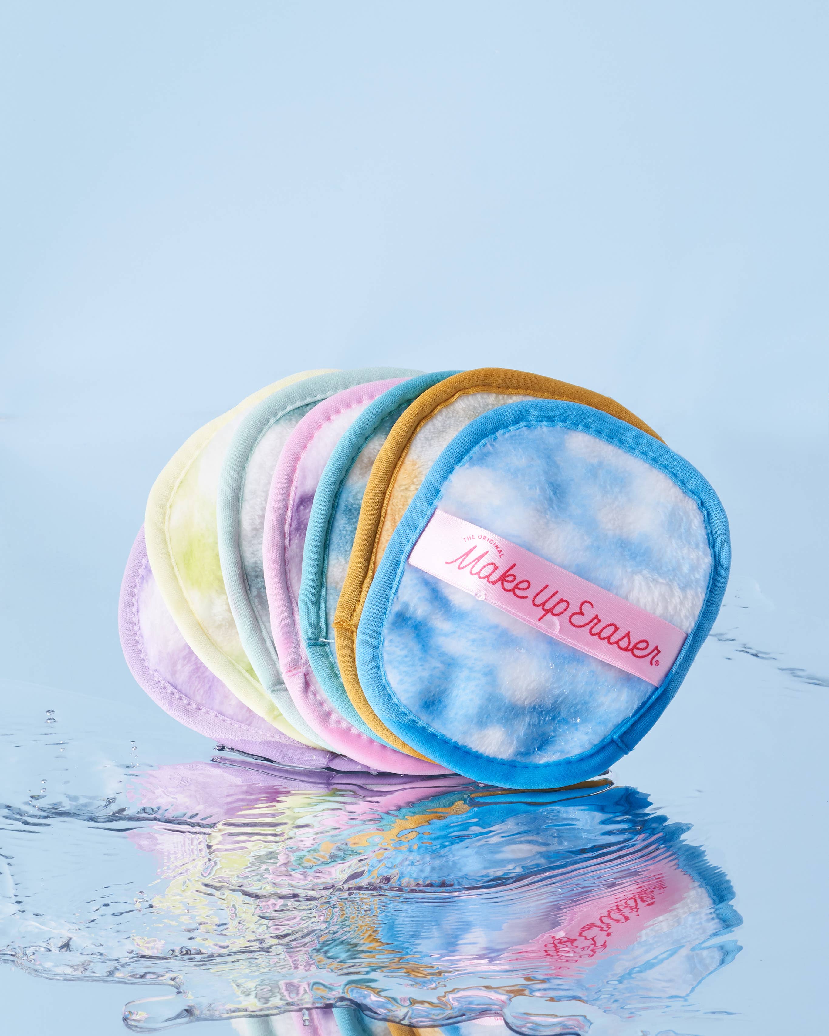 Cloud 9 MakeUp Eraser 7-Day Gift Set & Cosmetic Bag