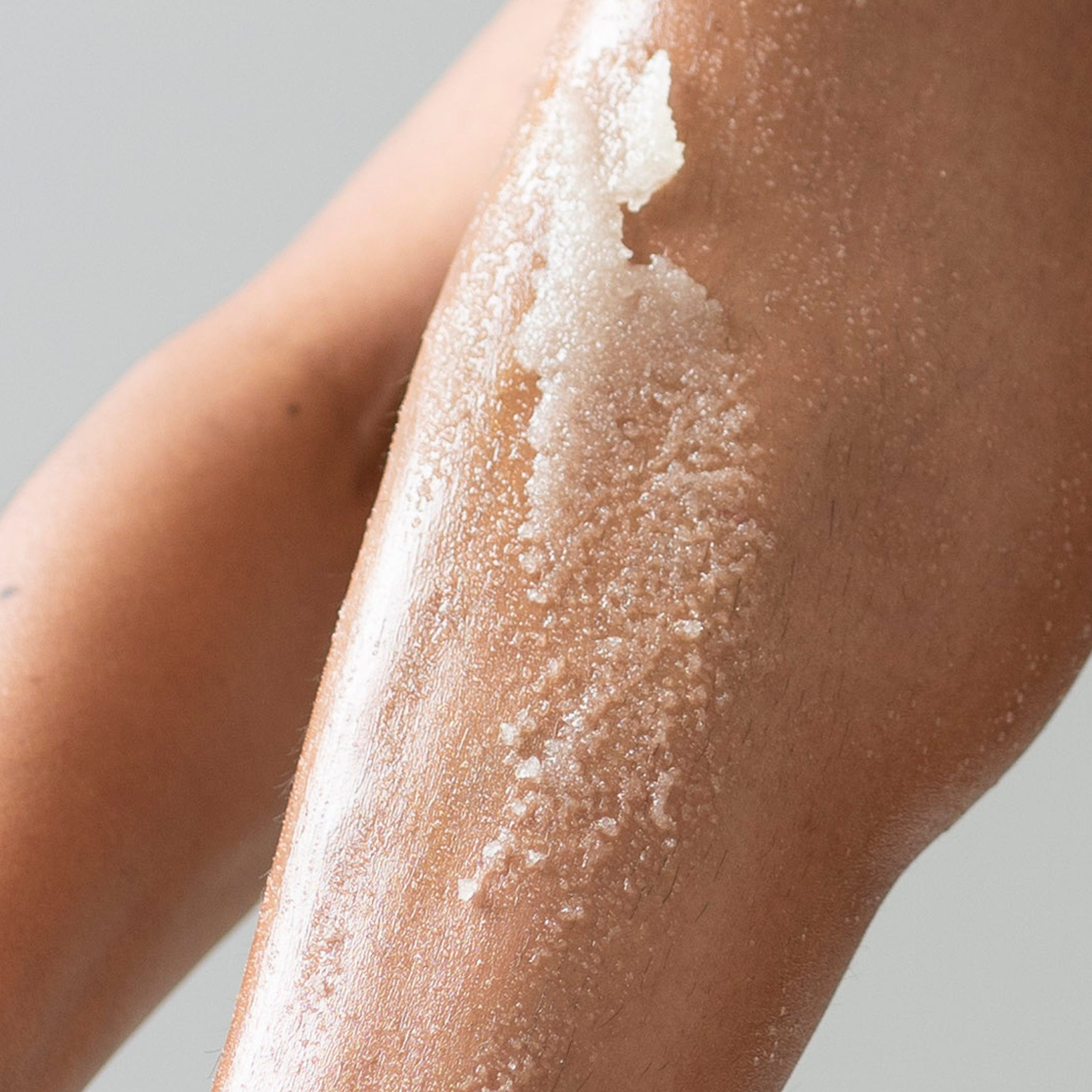 Ingrown Hair Exfoliating Scrub : Nude