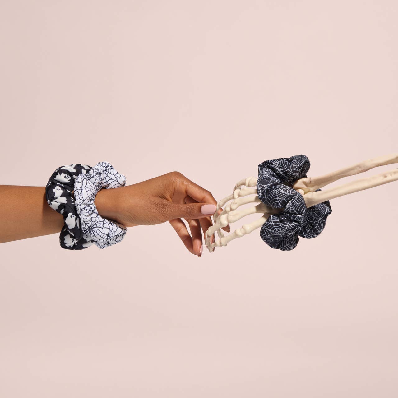 Cloud Scrunchies 3pc Set : Spiderweb