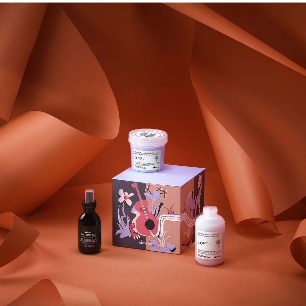 Davines LOVE Smoothing + OI Holiday Set