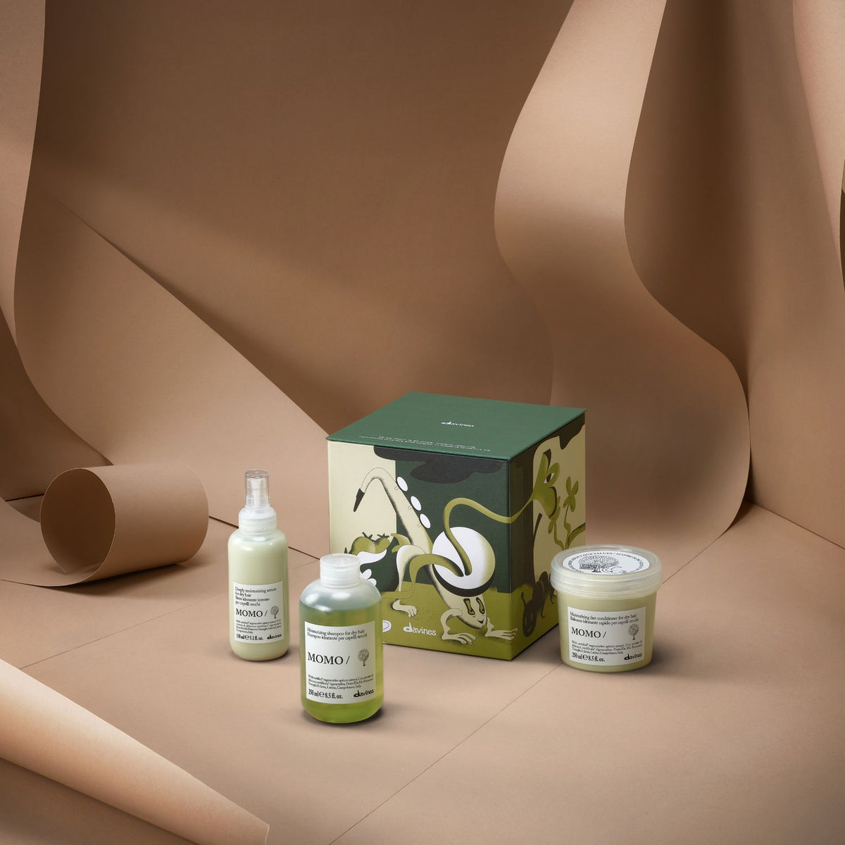 Davines MOMO Holiday Set