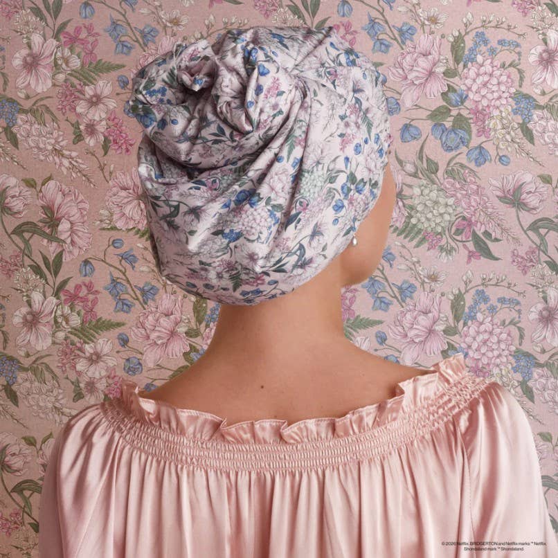 Bridgerton x Kitsch Satin-Lined Flexi Shower Cap | Wisteria