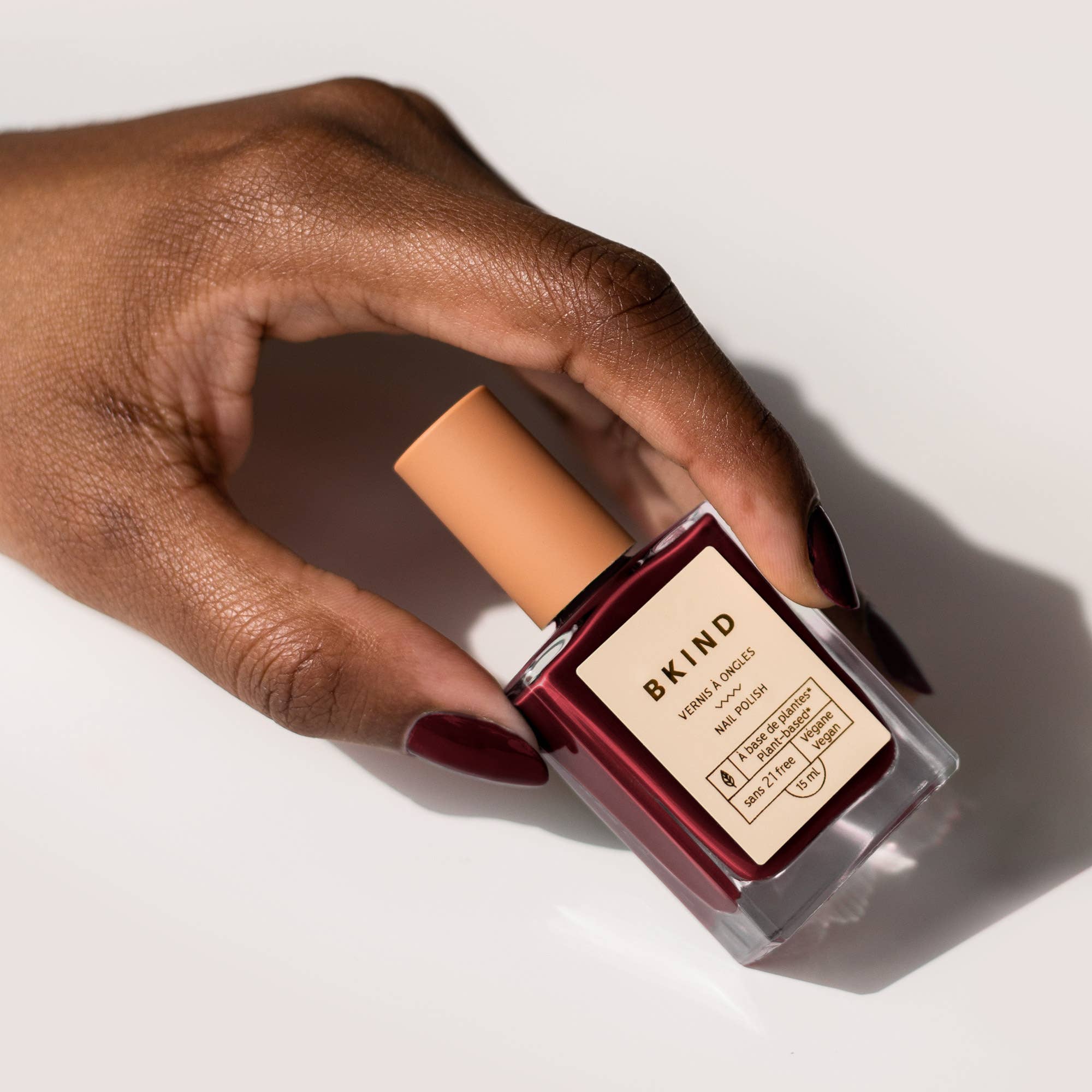 Pinot Meow : Vegan & 21-free Nail Polish