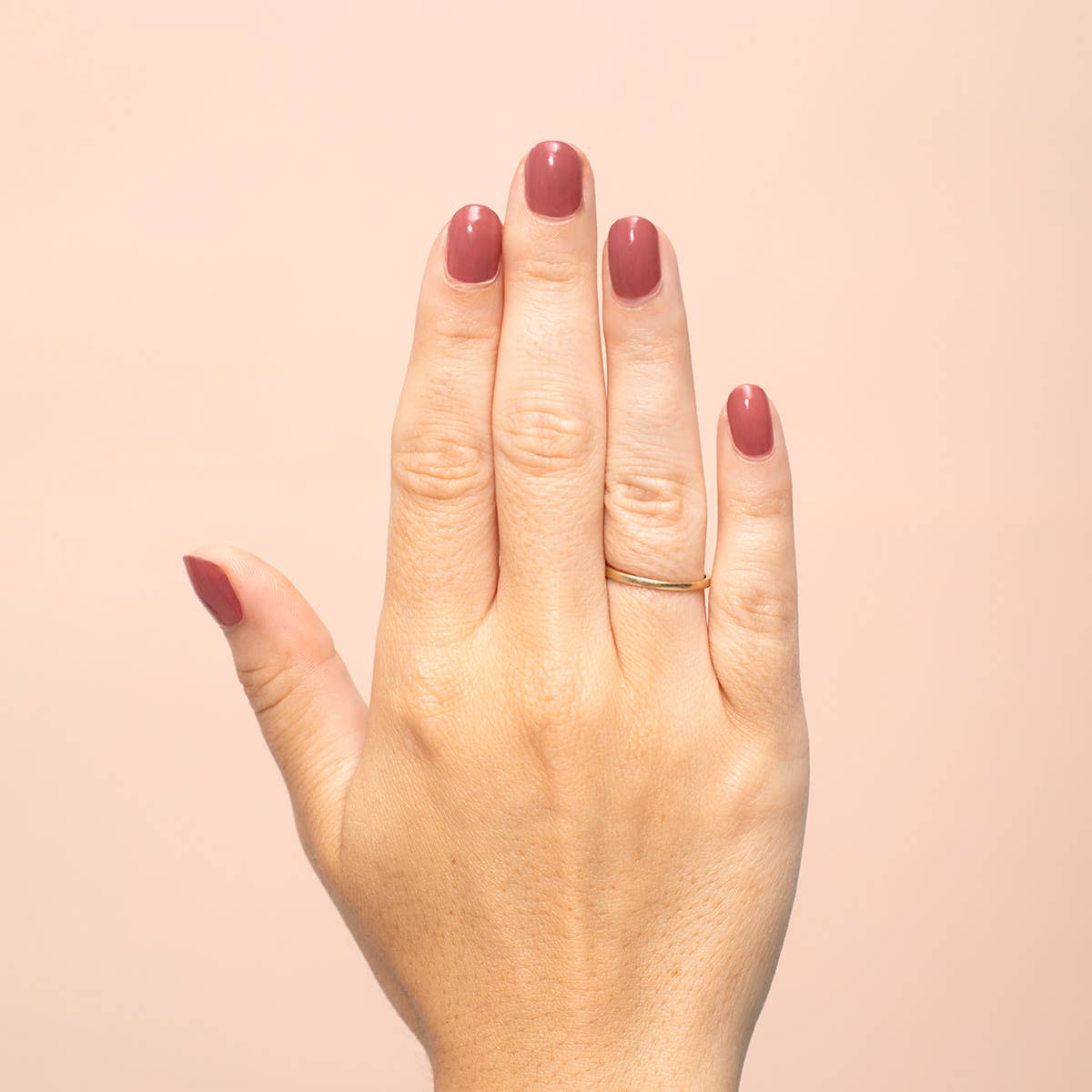 Vegan & 21-free Nail Polish : Call Alice