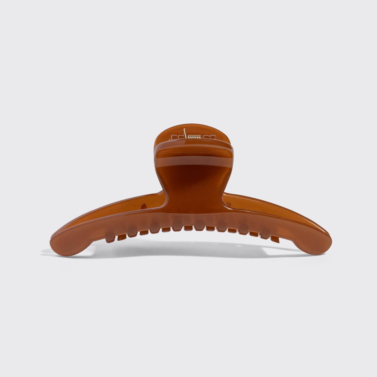 Recycled Plastic Large Arched Clip : Mocha