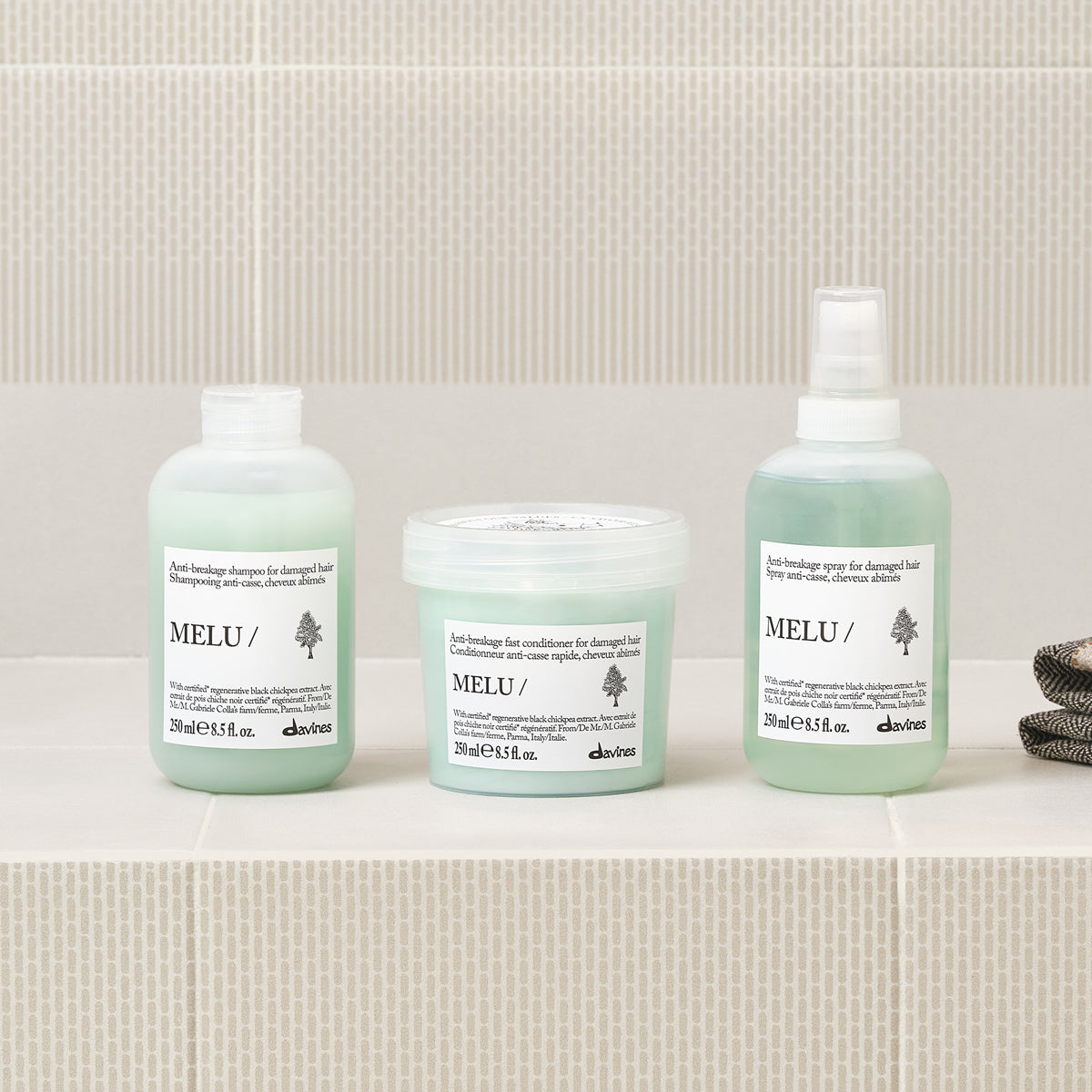 Davines MELU Spray 250ml, alternate view 2