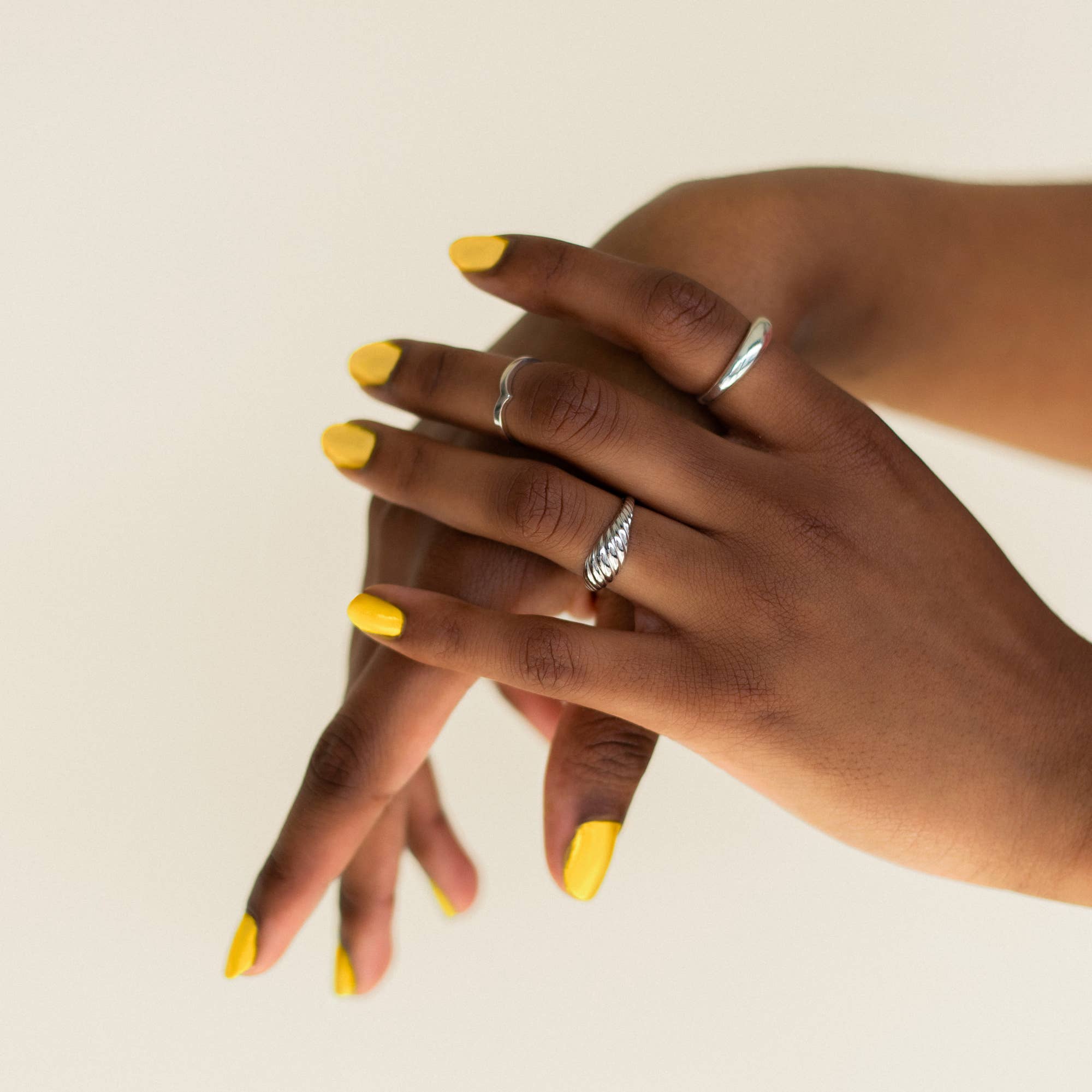 B-A-N-A-N-A-S : Vegan & 21-free Nail Polish