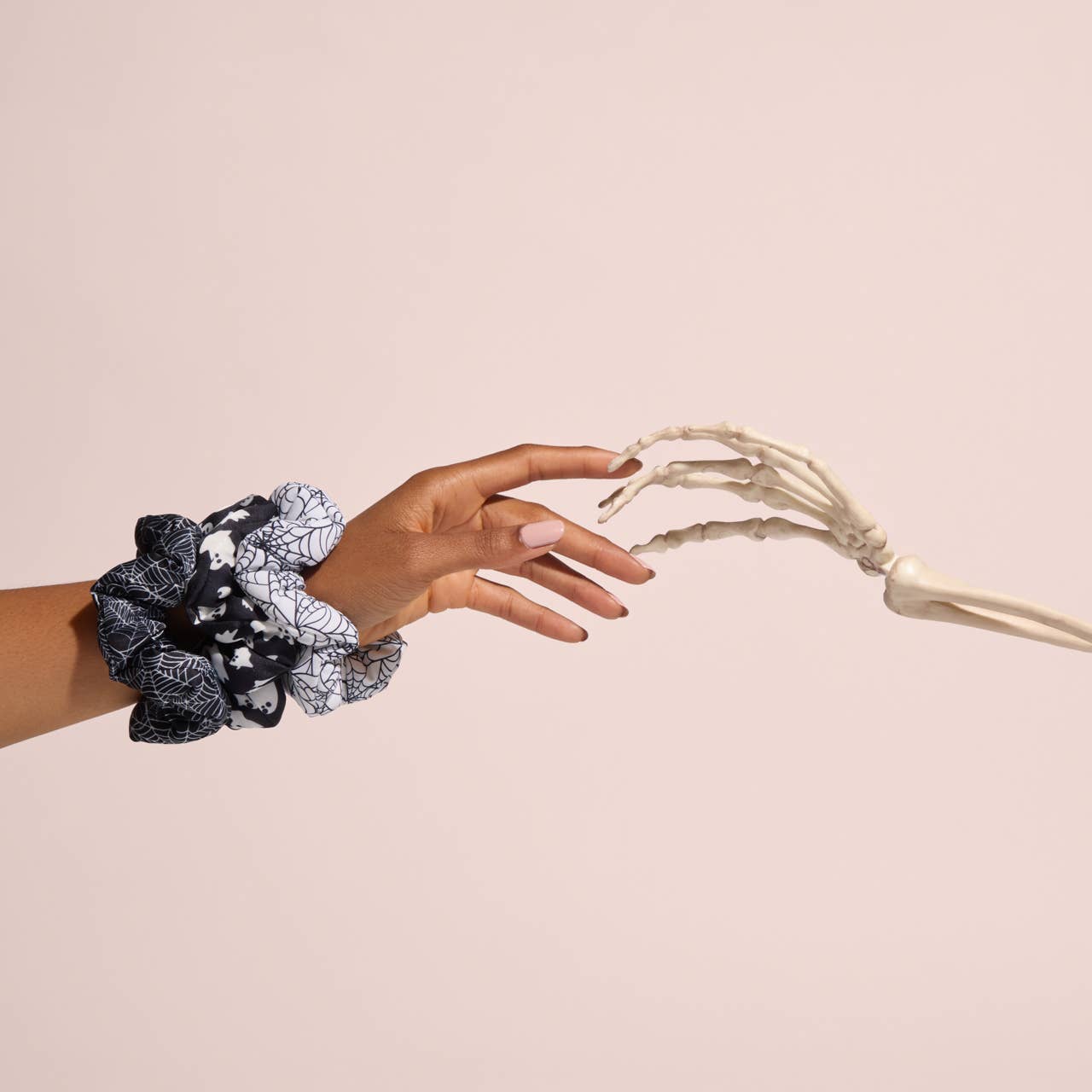 Cloud Scrunchies 3pc Set : Spiderweb