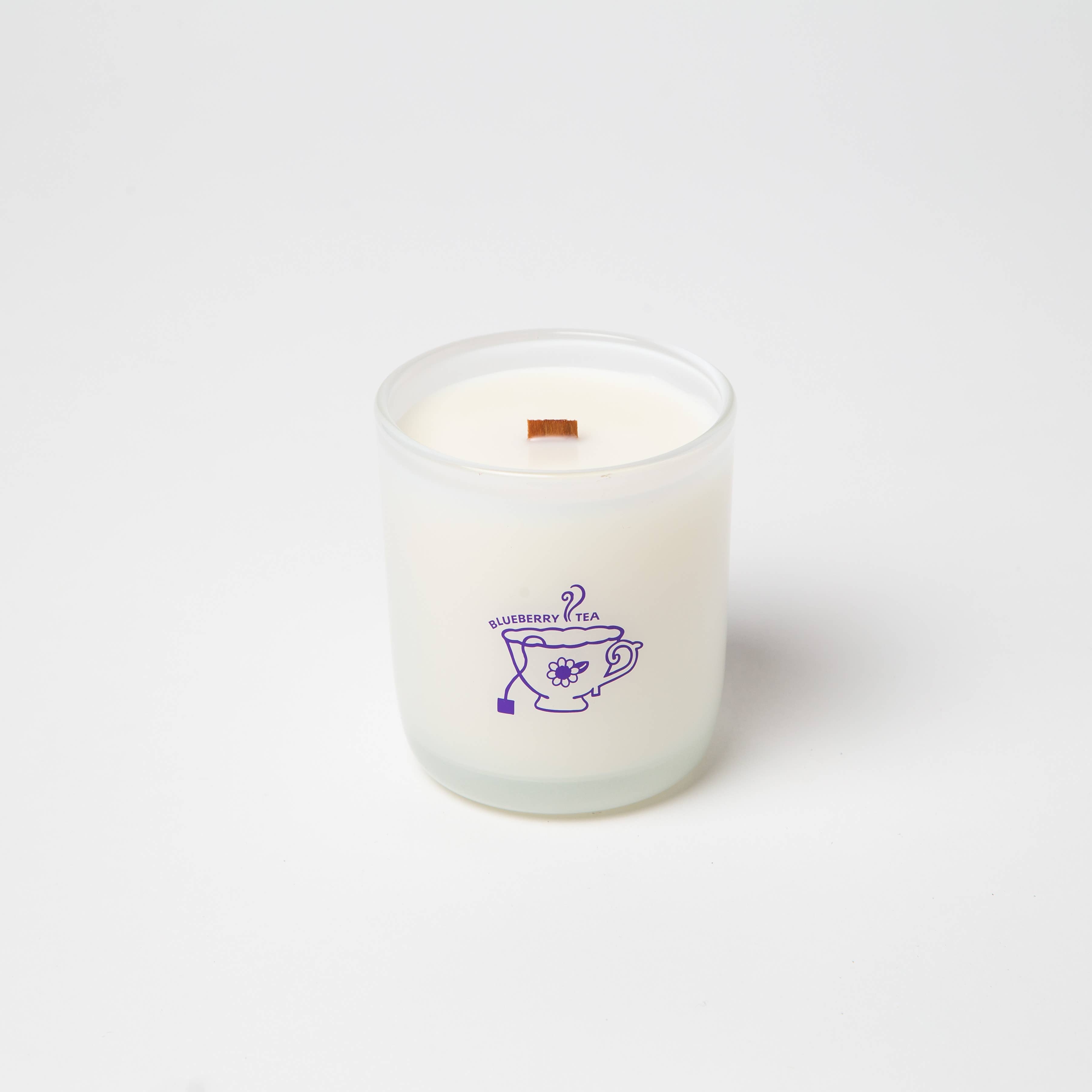 Blueberry Tea : Blueberry, Amber, Vanilla Coconut Soy Candle